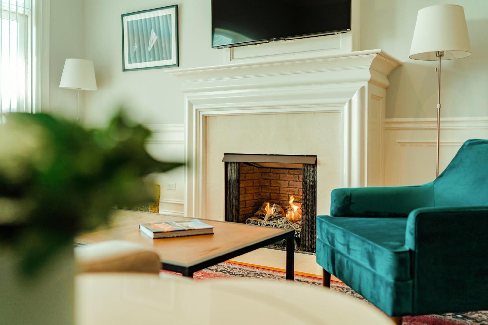 The Guesthouse Hotel Чикаго Экстерьер фото