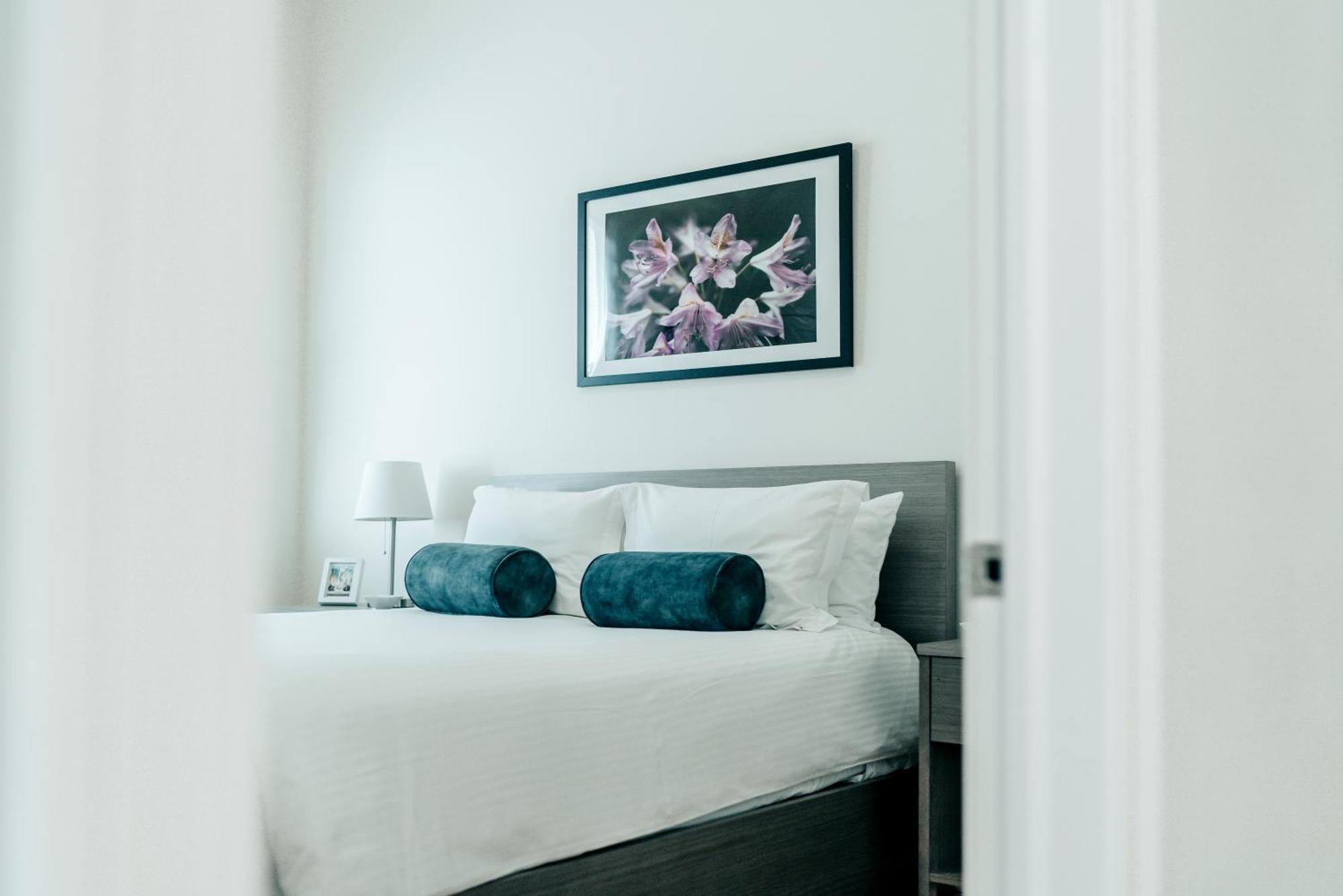The Guesthouse Hotel Чикаго Экстерьер фото
