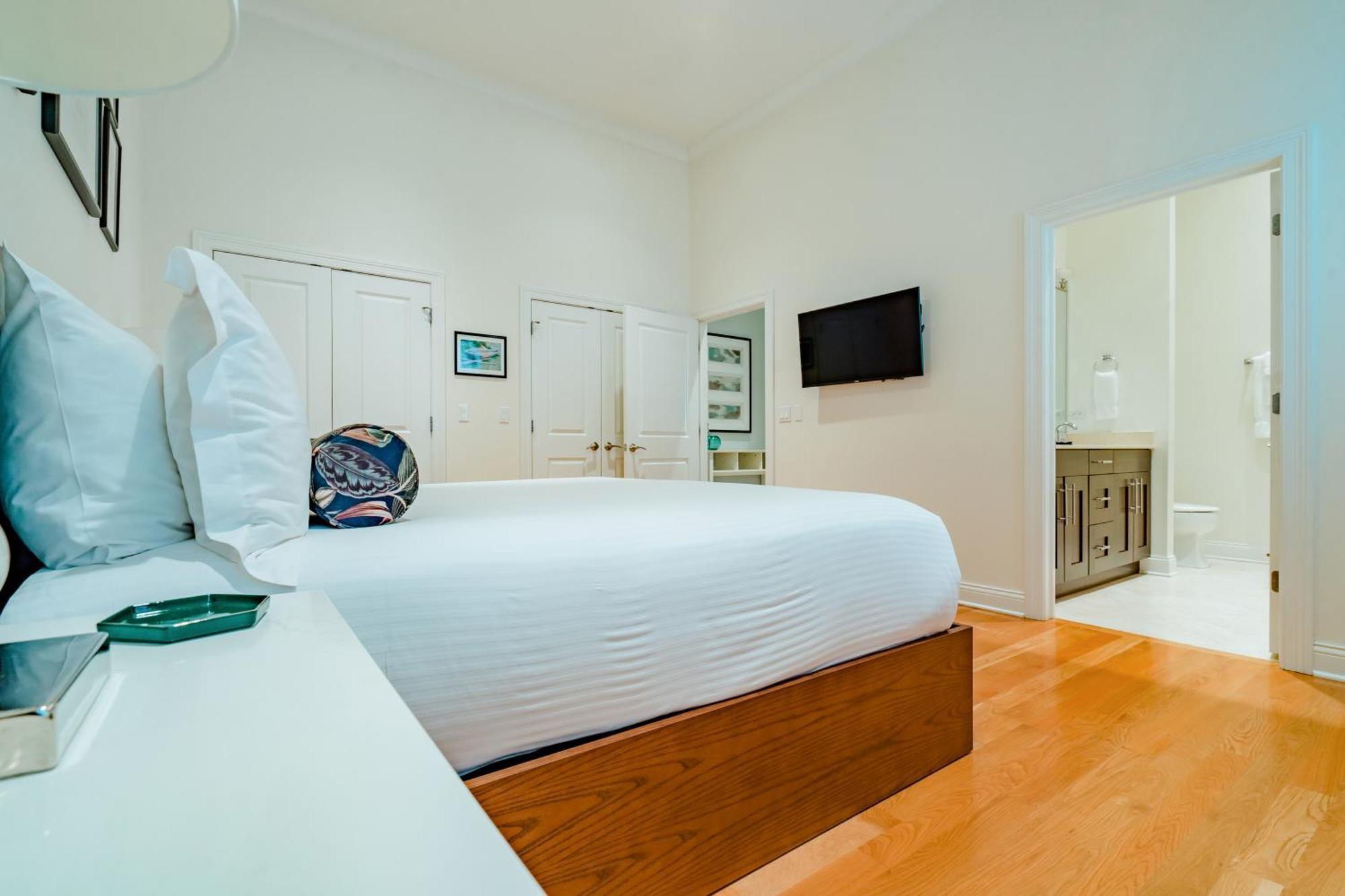 The Guesthouse Hotel Чикаго Экстерьер фото