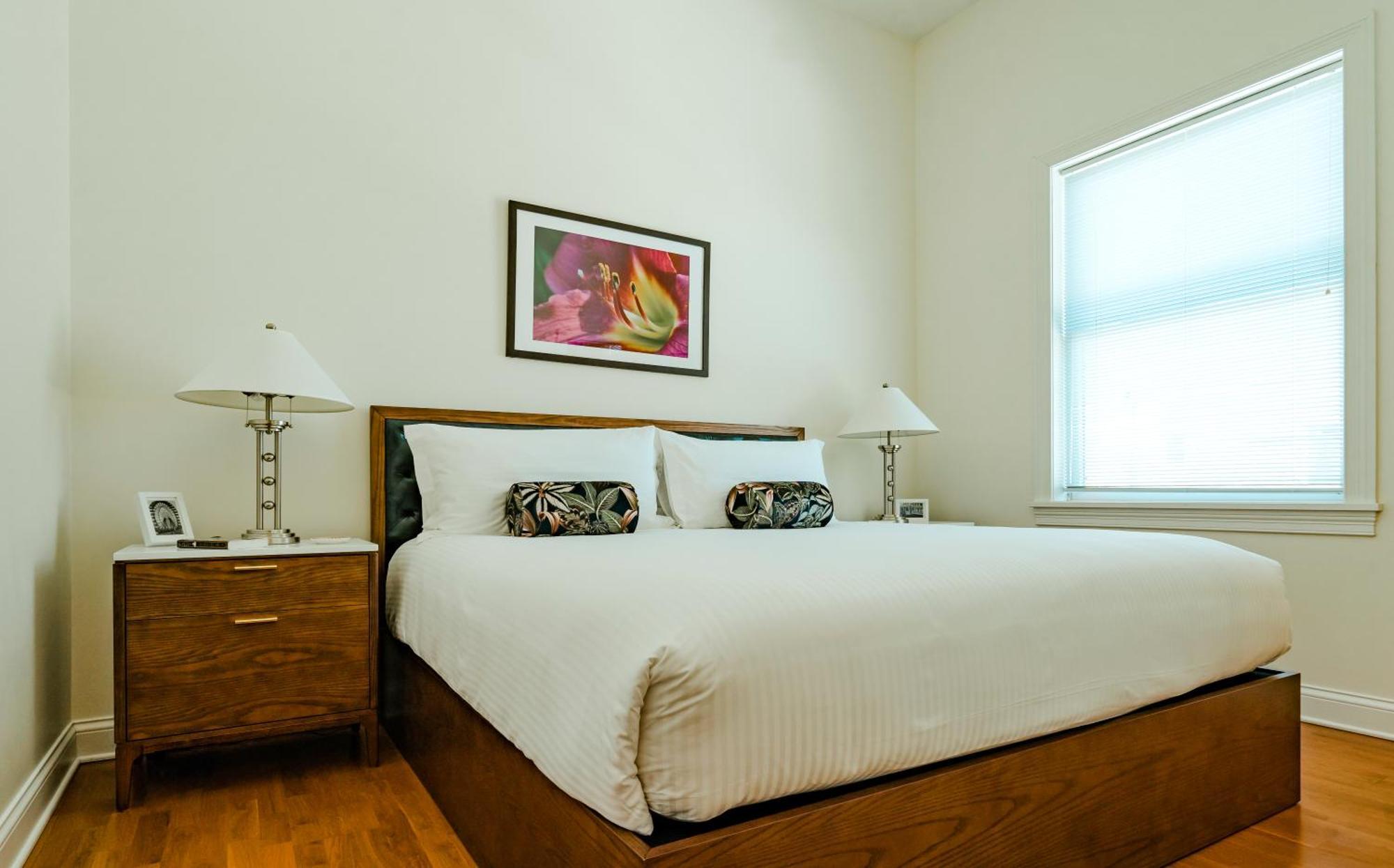 The Guesthouse Hotel Чикаго Экстерьер фото